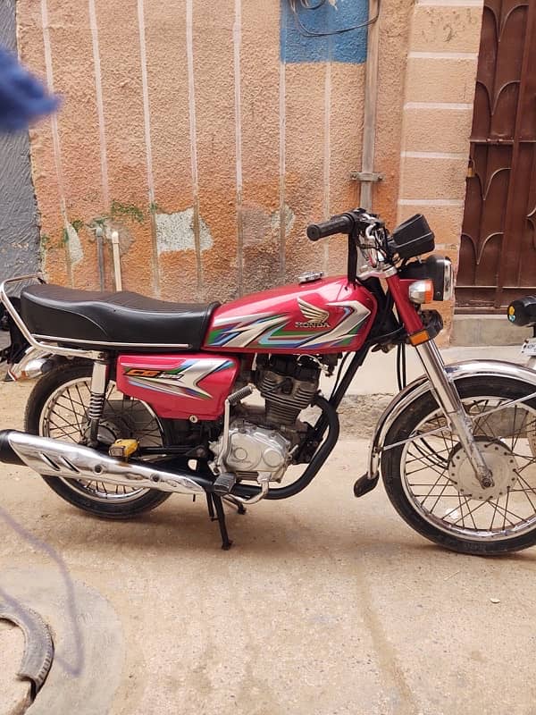 Honda cg 125 2023 no:0/3/1/9/6/4/0/8/0/0/4 0