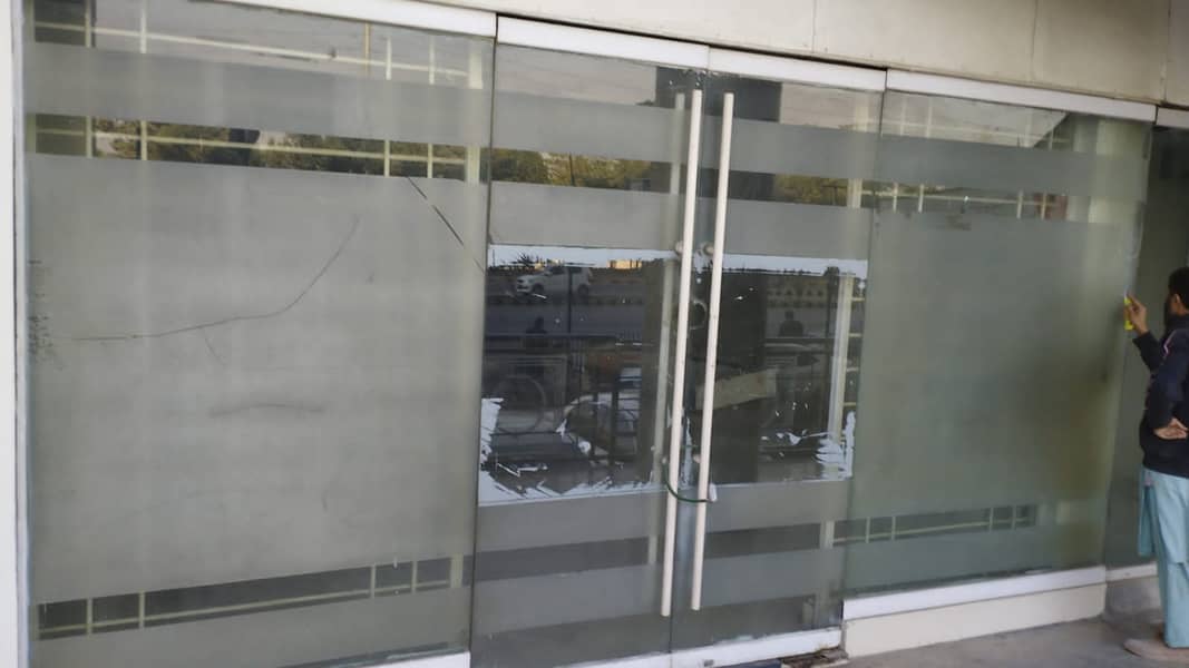 Aluminum Glass work| Glass Door| Windows| Blinds|Ceiling| Shop Front 1