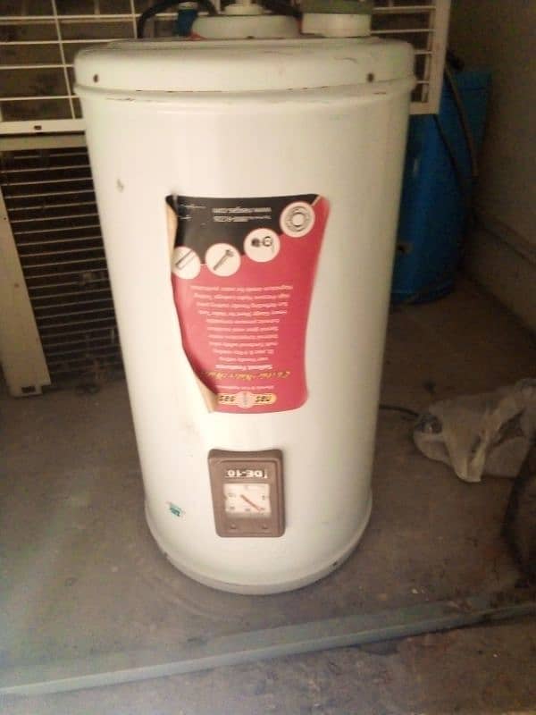 Nas gas water heater best quality less used 1