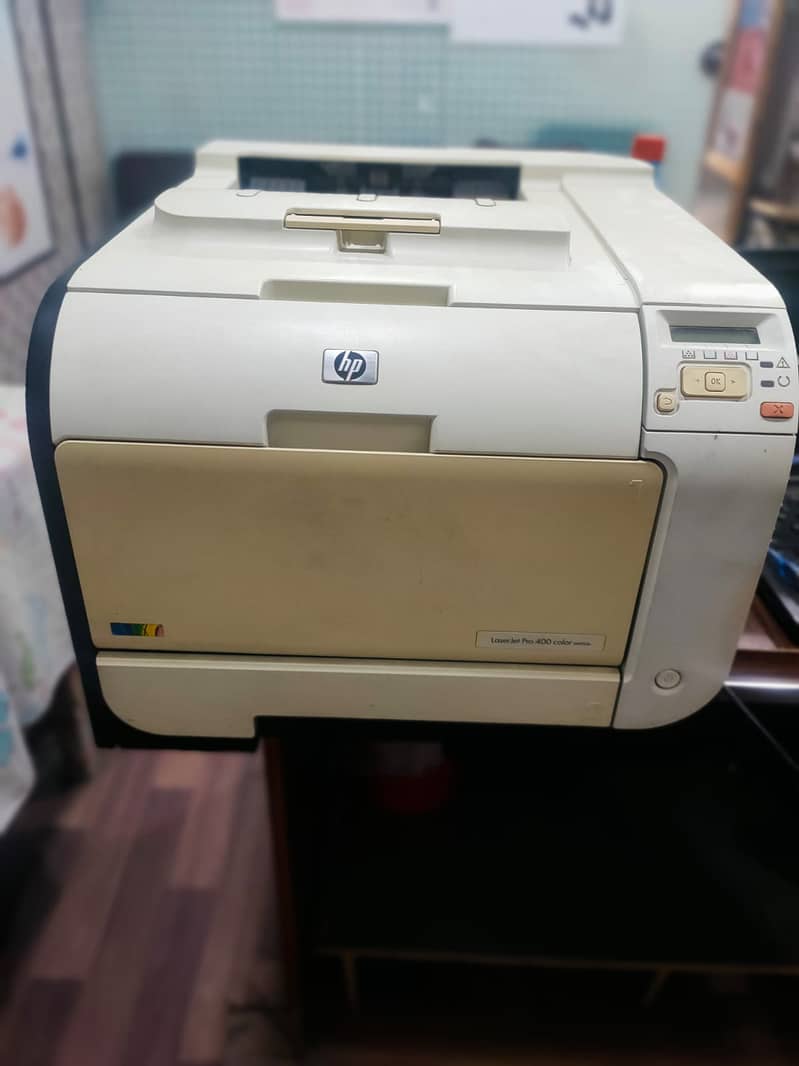 Printer HP laserjet pro 400 color 4