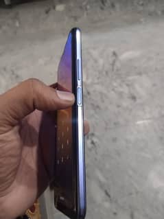 hy I am selling my vivo y21