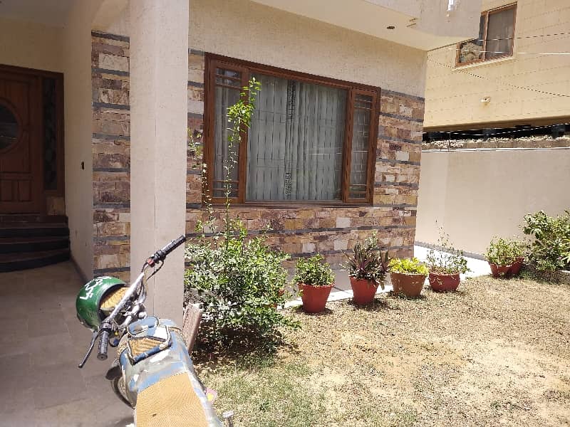 Double Storey 500 Square Yards House For sale In DHA Phase 6 Karachi 8