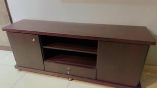 TV divider/ Cabinet for sale in brand new condition