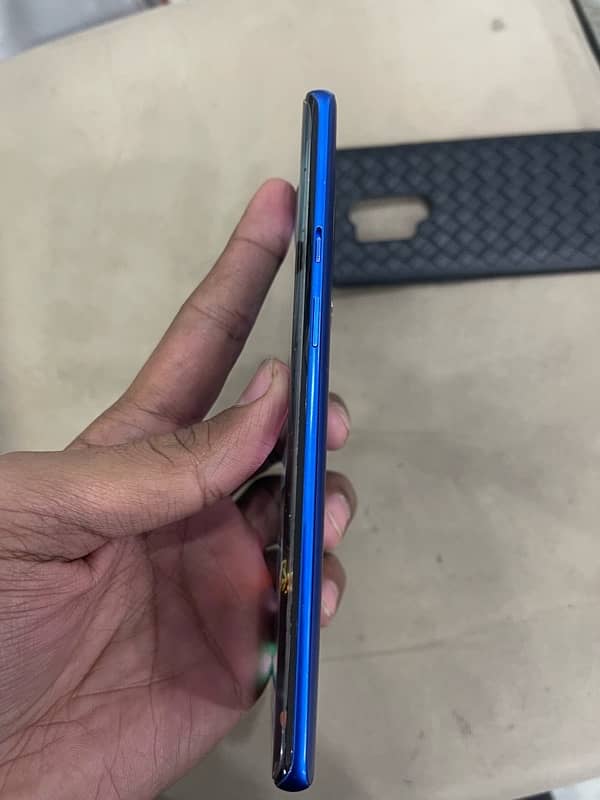 one plus 8 pro 6