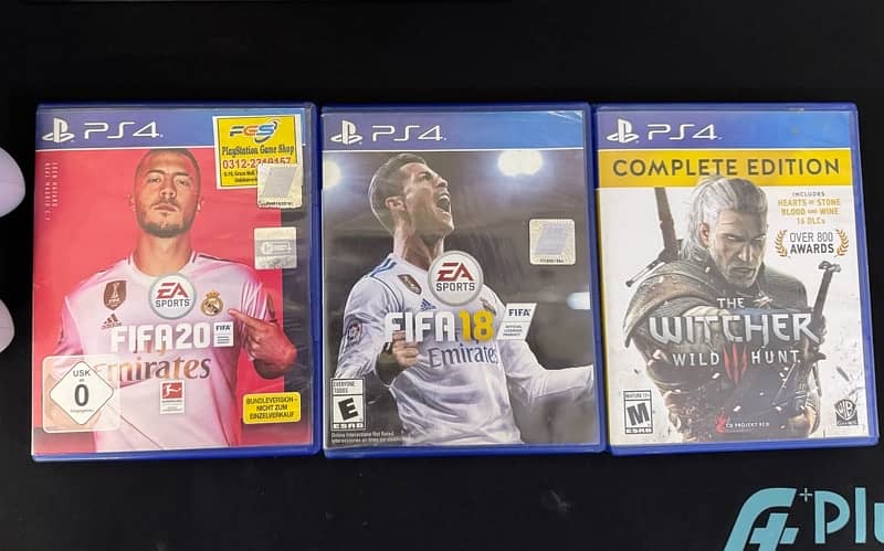 Witcher 3 wild hunt complete edition , fifa 18 , fifa 20 0