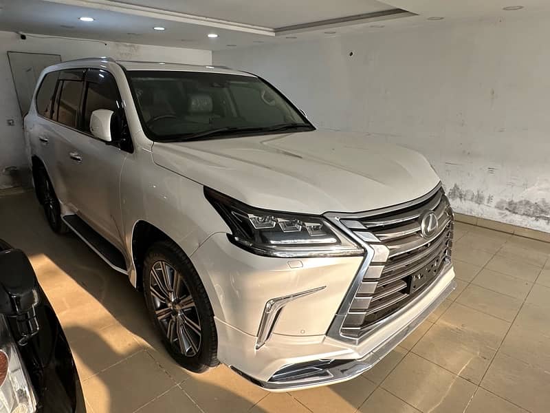 LEXUS LX 570 UP FOR SALE 0