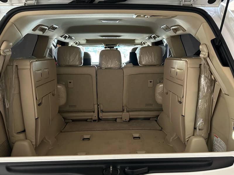 LEXUS LX 570 UP FOR SALE 8