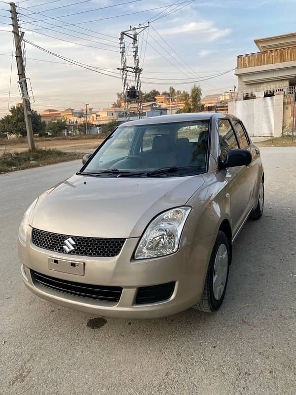 Suzuki Swift 2013 dx 1.3, total genuine inside and outside 1