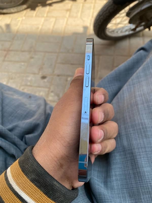 I phone 13 pro 128gb dual physical approved 81 battery health 3