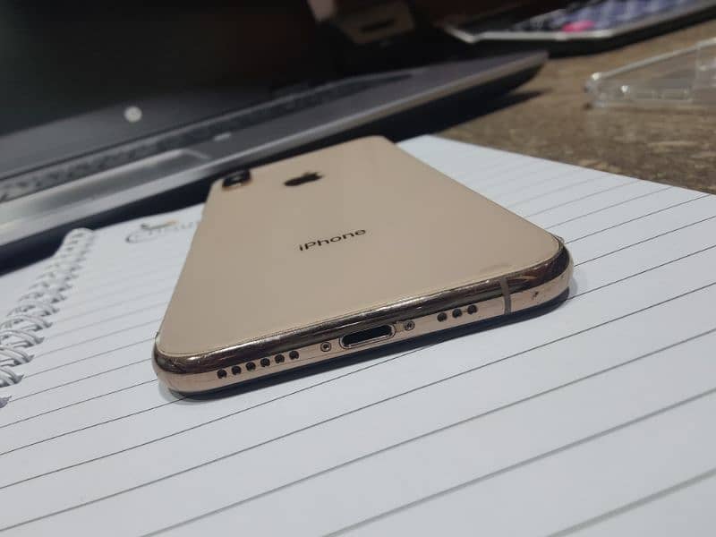 Iphone XS 64 GB non PTA 1