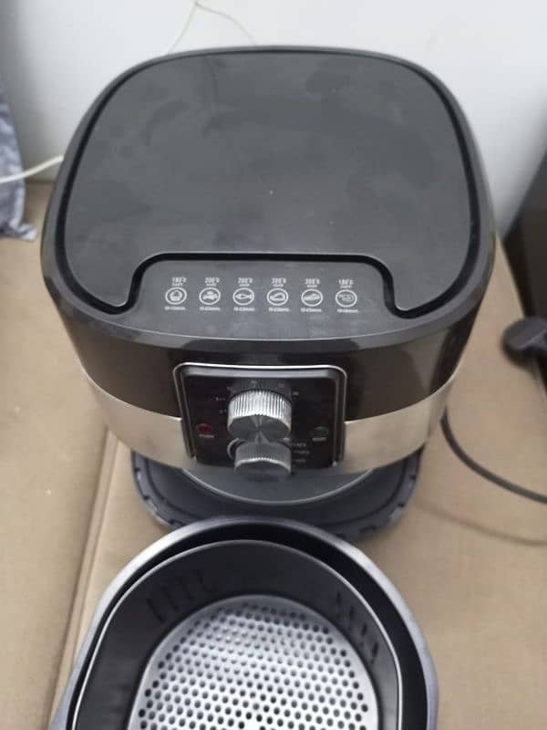 Nikai Air fryer 3 litter 0