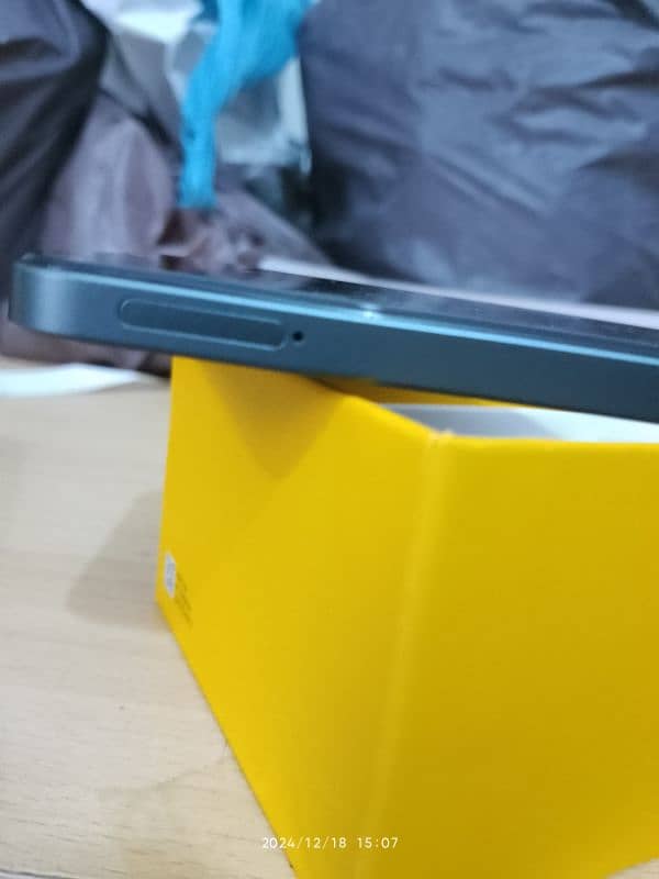 Realme C61 3