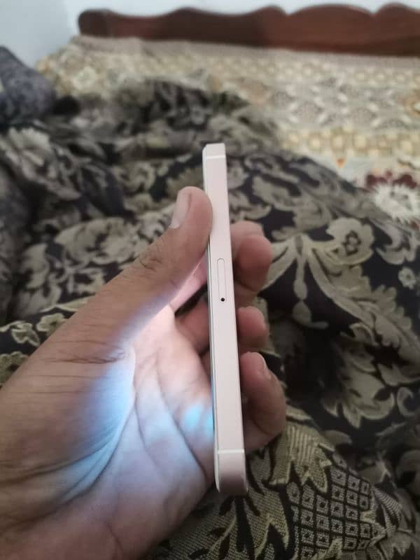 I Phone SE 2016 64 GB + Battery 100% 4