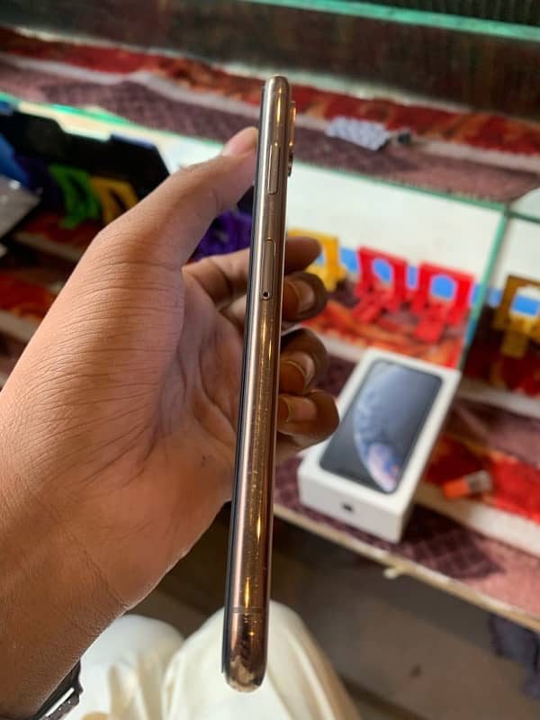 iPhone XS Max Non PTA 256G 10/10 Condition Exchange Or Sell 1