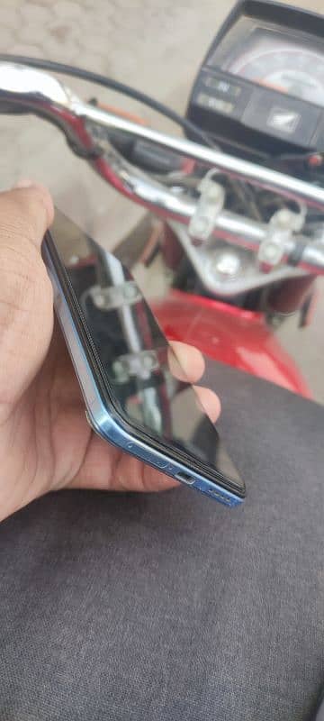 Vivo V23e 3