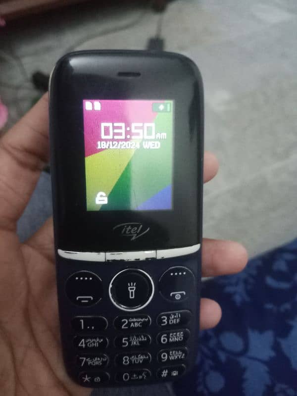 itel keybad phone 4