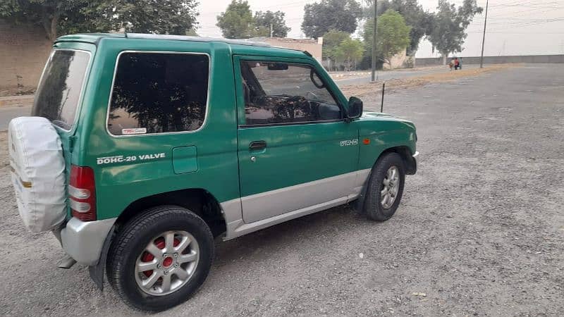 Mitsubishi Pajero Mini 1995 4