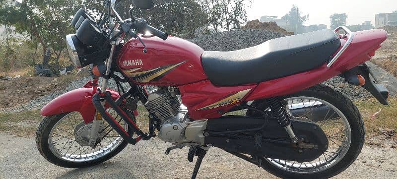 YAMAHA YB125Z USED (new condition) 9