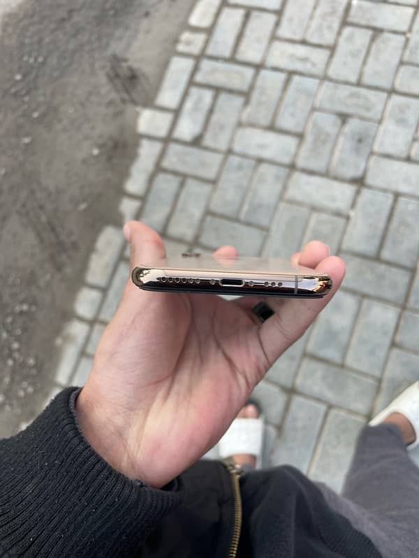 iPhone XS 2