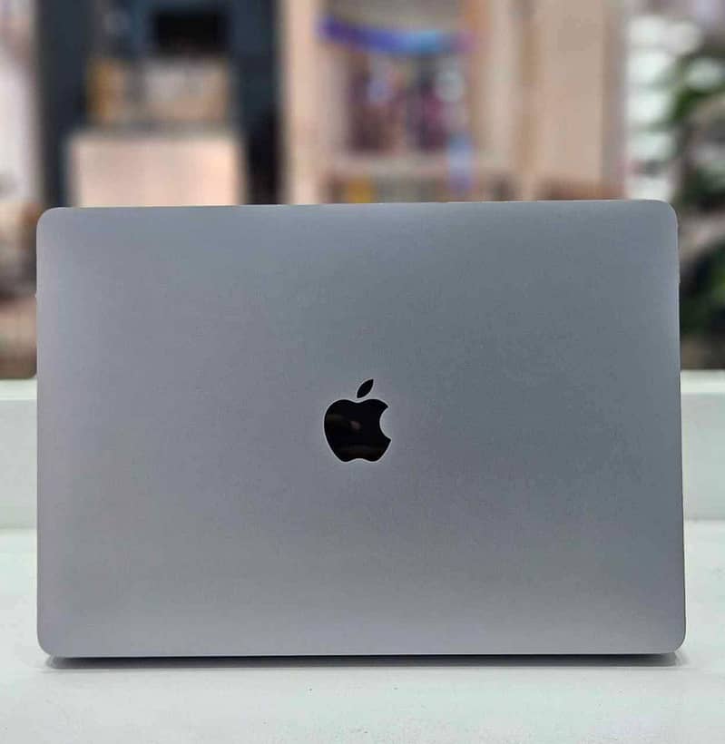 Apple MacBook air retina display M1 chip 2020 Whatsapp 03477803899 2