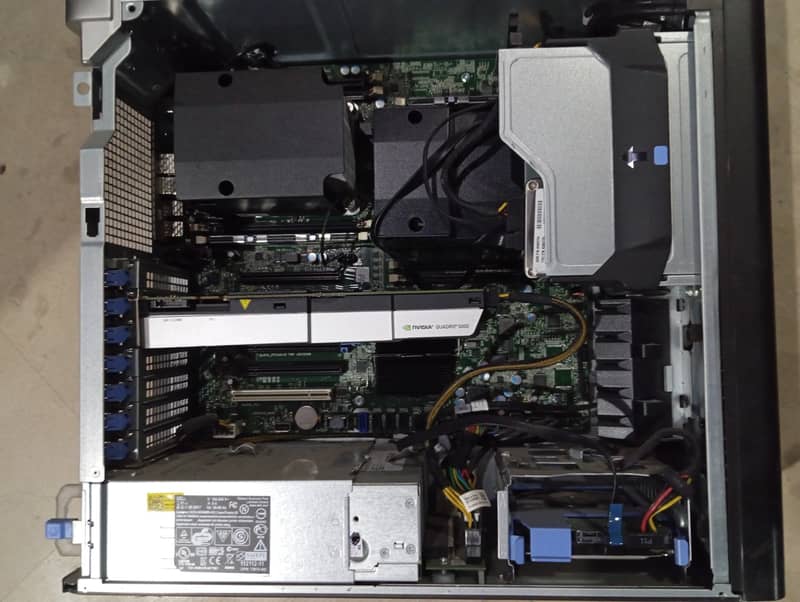 Workstation for sale, Lenovo D30 Dell T5600 1