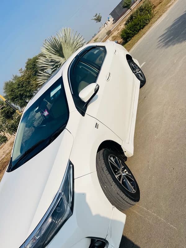 Toyota Altis Grande 2019 0