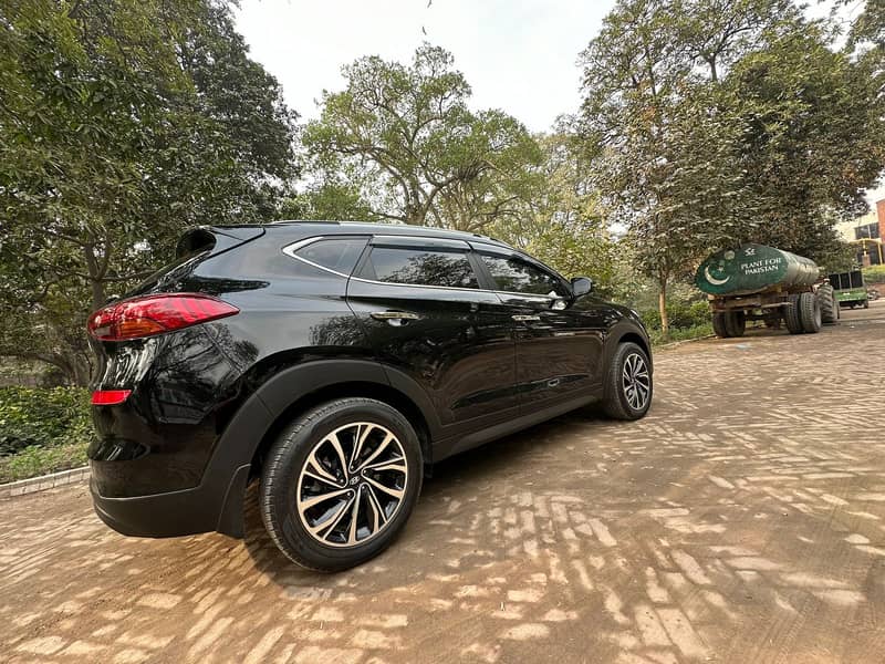 Hyundai Tucson FWD GLS Sport 2024 Model 2