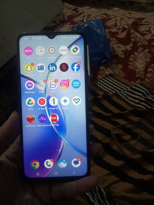 ye vivo ka mobile hai Y17S 2