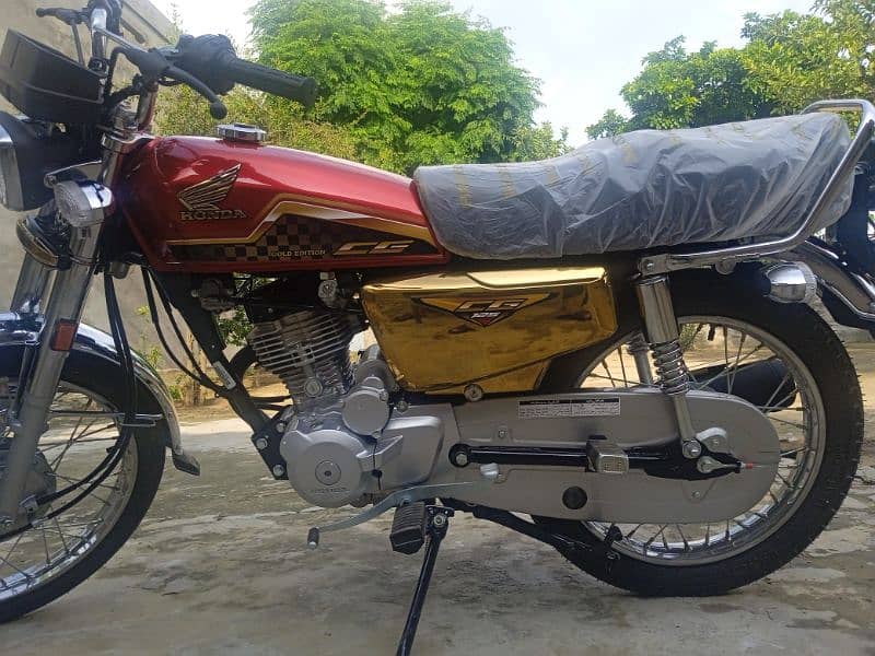 Honda 125 golden edition ( self start) (03068429227) 2