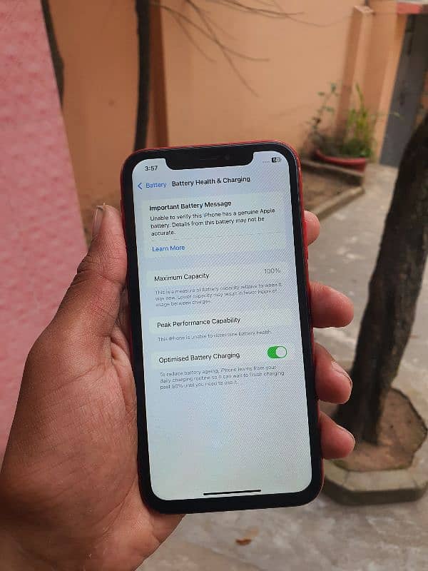 iPhone xR 64GB NON PTA 4