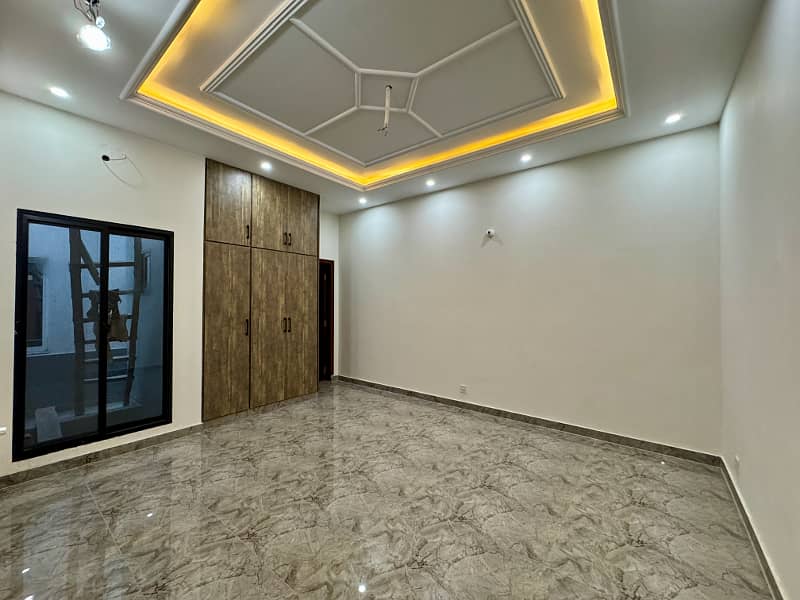 Corner Location 30 Feet Road Near LUMS 3 Marla Brand New House For Sale 10