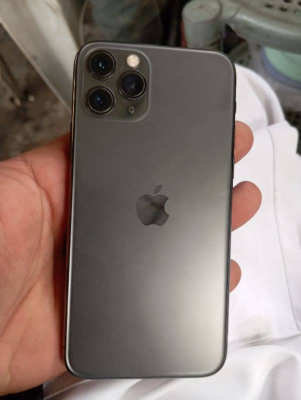 I phone 11 pro good condition 1