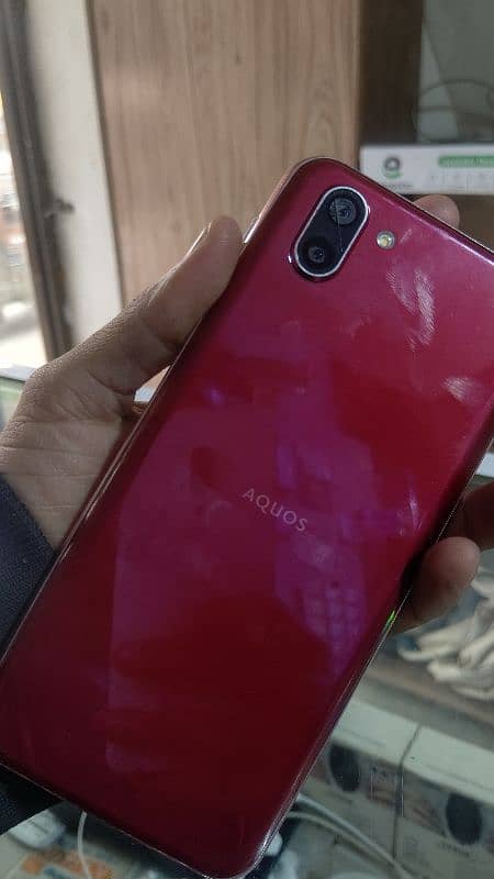 Sharp aquas R2 Original not docomo 3