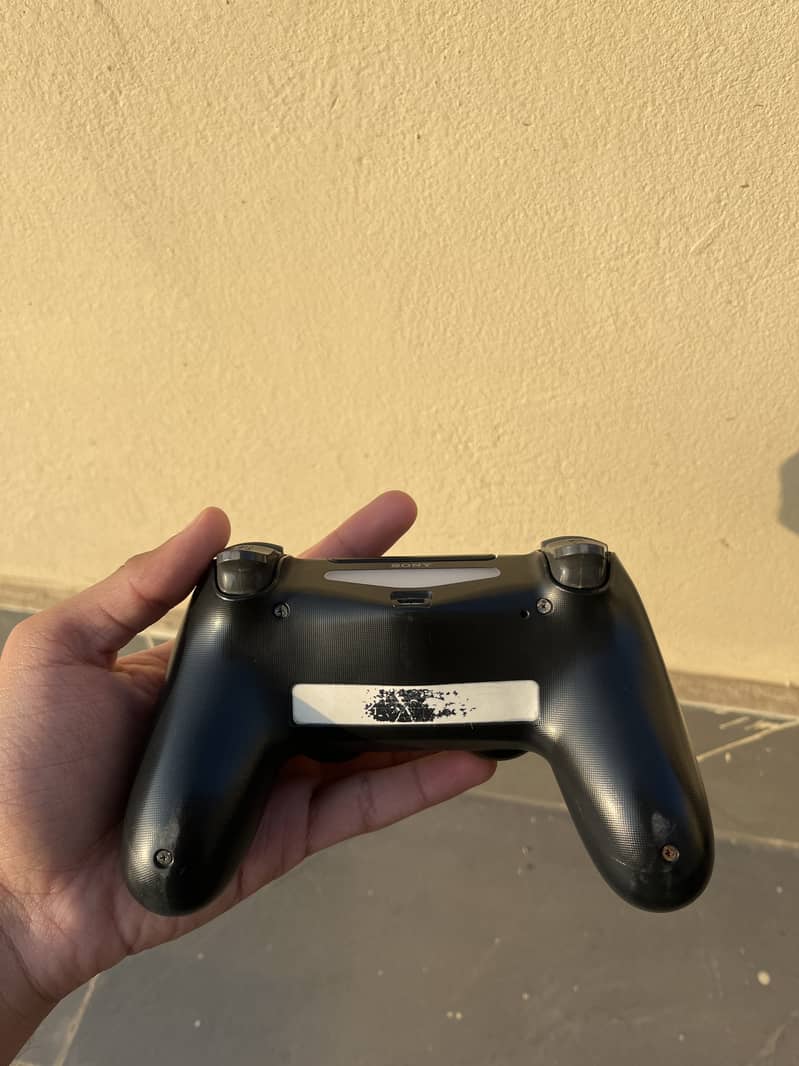 Play Station 4 (PS 4) controller Wireless 5