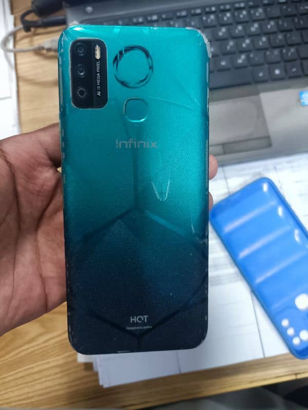 infinix hot 9 play 4/64 0