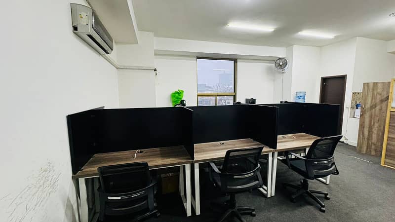 600 SFT Fully Furnished Reasonable Rent Corporate Office Available At Main Boulevard Gulberg 4