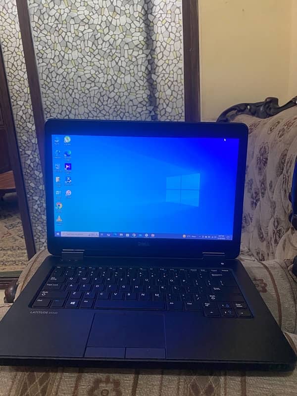 Dell Latitude E5440 2