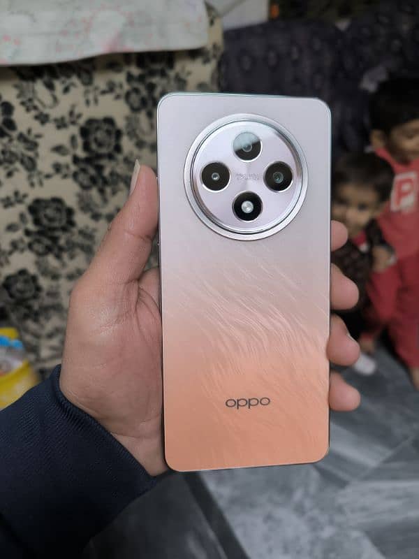 OPPO Reno 12F 12+12/256 5G 0