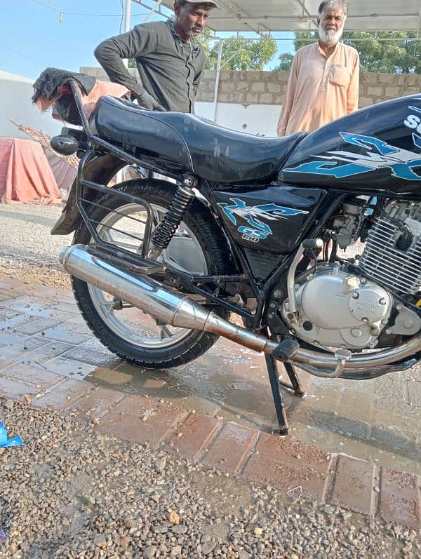 SUZUKI 150 SE  2022 4