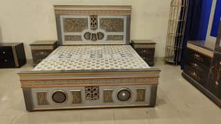 bed room set available any design low price