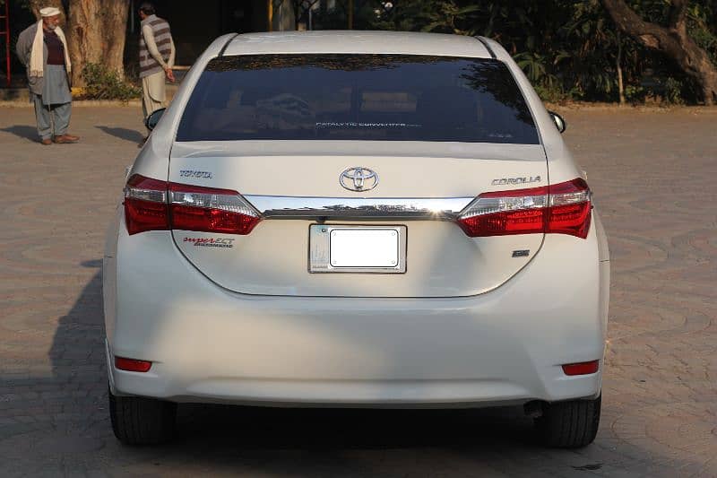 Toyota Corolla GLI 2017 Automatic 5