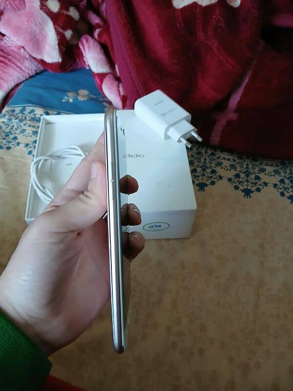 Oppo F3 PTA Approved with Box,  Only Serious Buyers Contact 8