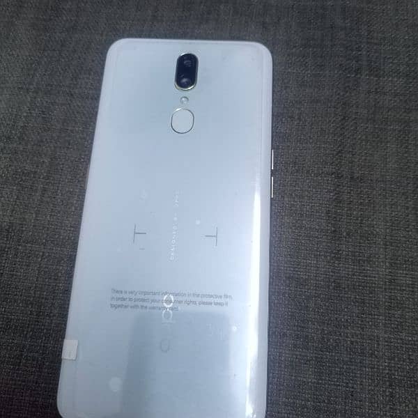 OPPO f11 256 gb 0