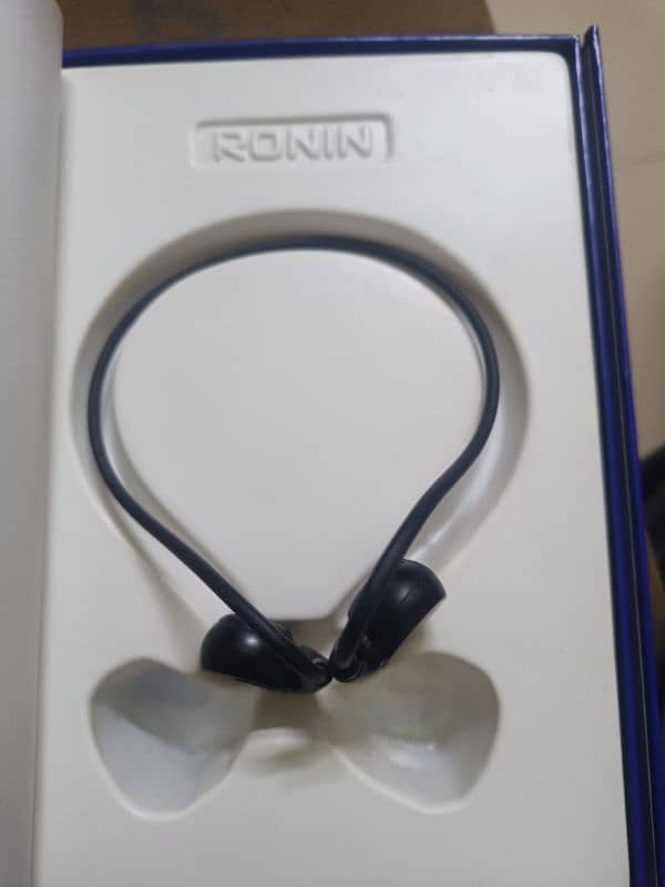 Ronin R-180 Wireless Headphones 4