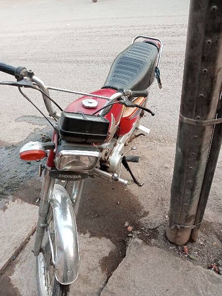 125 Honda bike ready to drive no Machinical work required 1