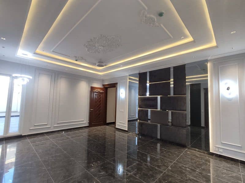 Two Kanal Beautful Dream House For Sale In DHA 3