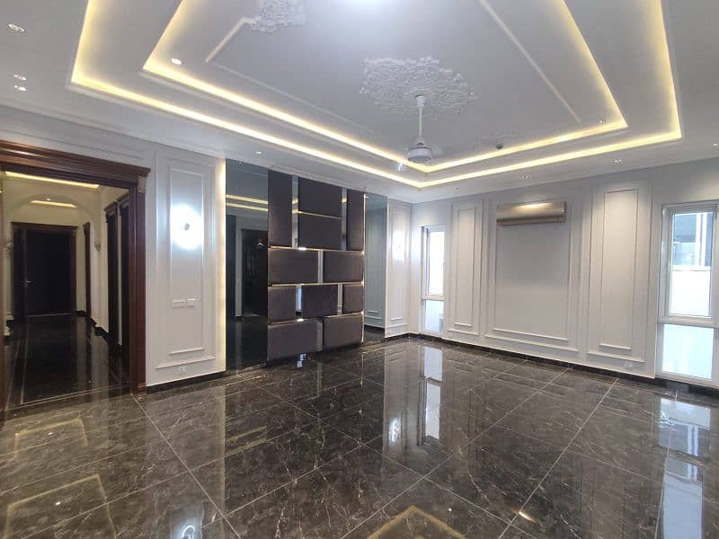 Two Kanal Beautful Dream House For Sale In DHA 6