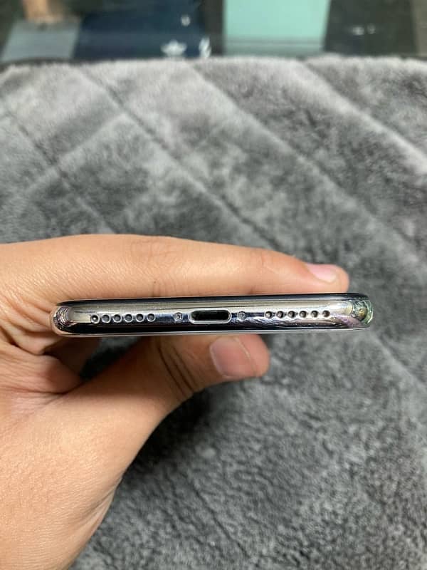 iphone X pta approved 64gb total gainune just battery change 6