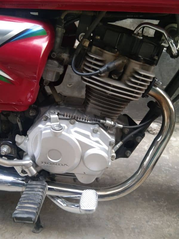 Honda 125 2022.2023 10 by 9 condition bike Mein koi bhi masla Nahi Hai 7