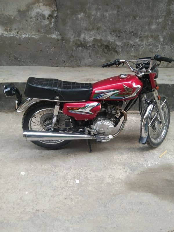 Honda 125 2022.2023 10 by 9 condition bike Mein koi bhi masla Nahi Hai 9